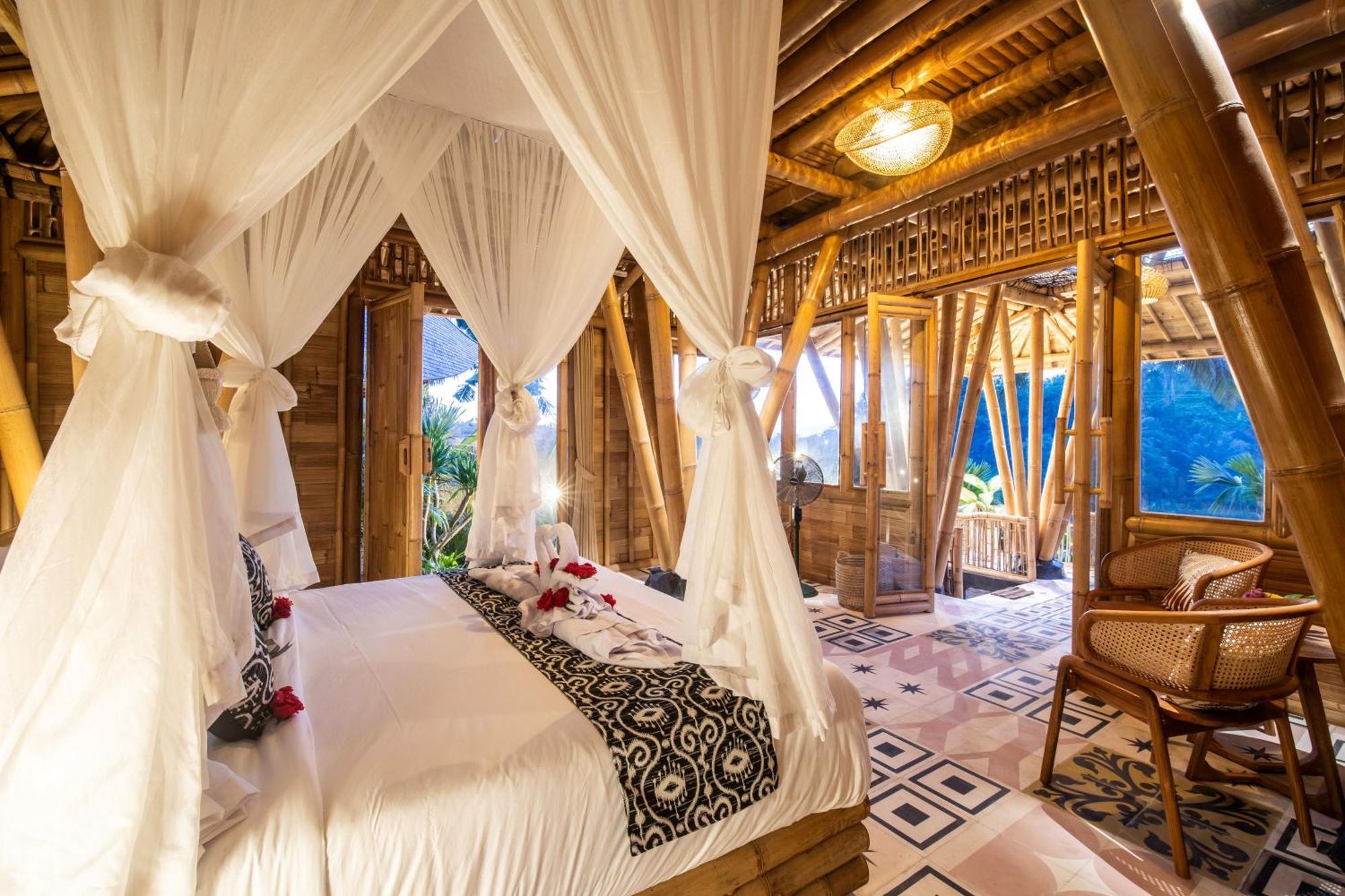 Villa Aura Svarga - Swarga House Selat